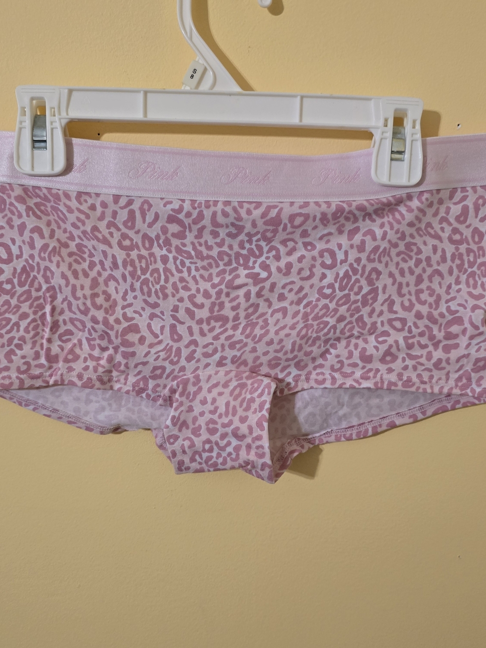 PINK Victoria's Secret Pink Leopard Print Boyshorts